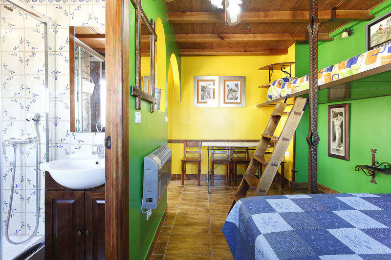 Apartamentos La Miga غرناطة المظهر الخارجي الصورة