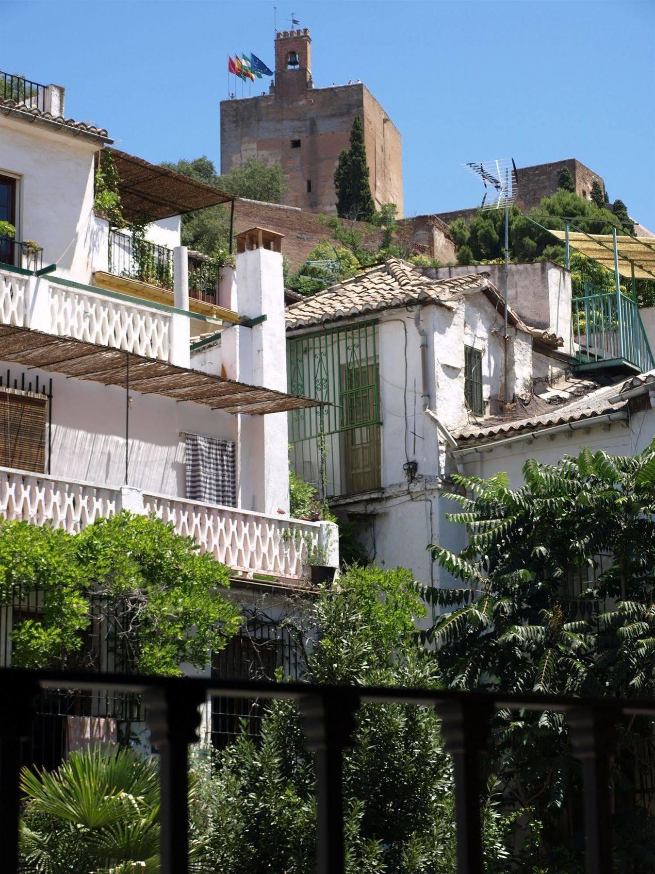 Apartamentos La Miga غرناطة المظهر الخارجي الصورة